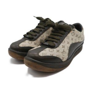 Original Louis Vuitton Shoes size 5
